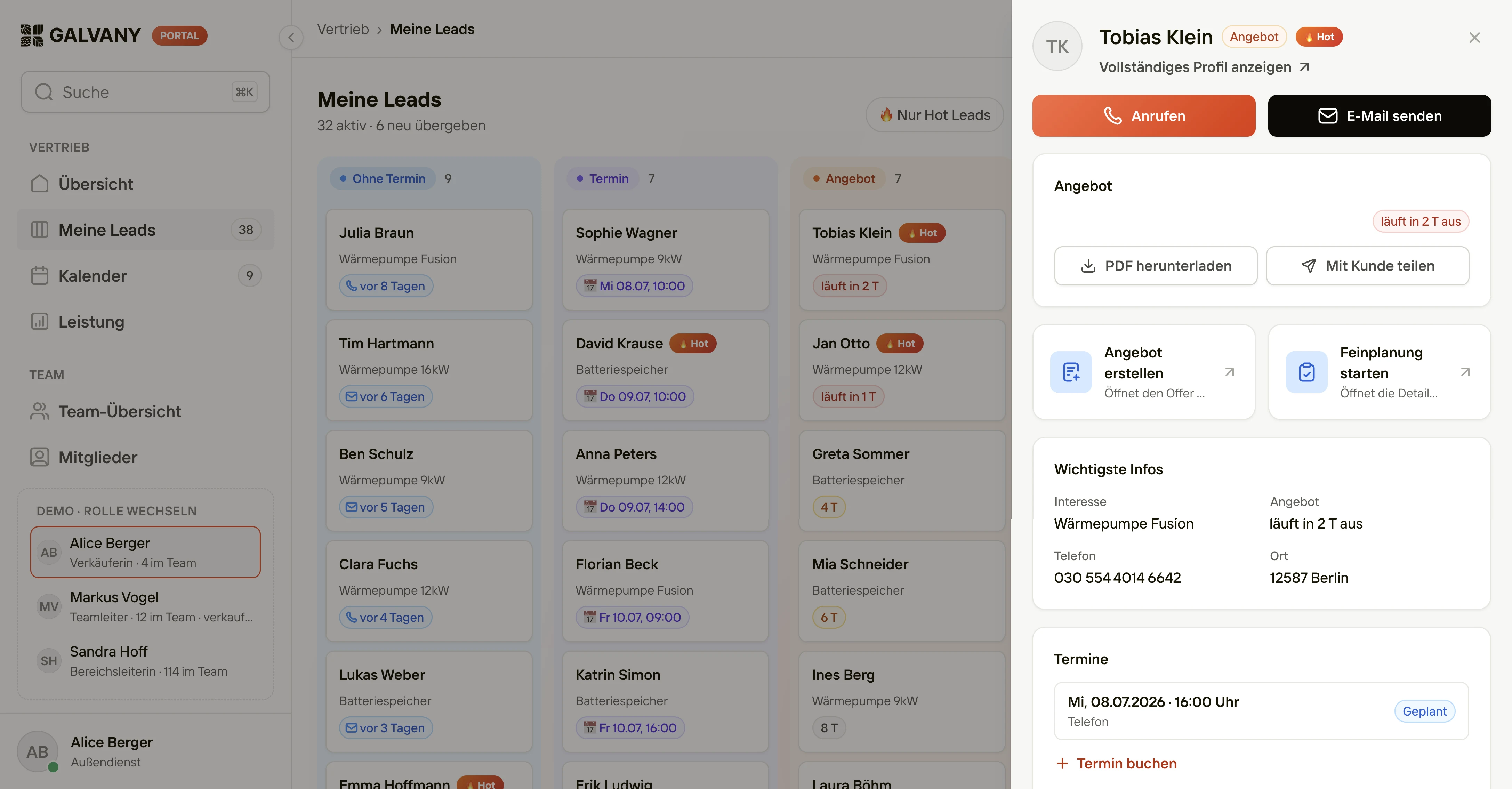 A lead’s drawer over the seller’s board: call and e-mail, the offer, the next steps, the key facts and the appointments